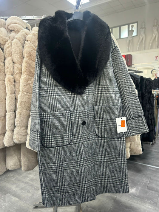 Cappottino quadri con pelliccia art.PJ.802