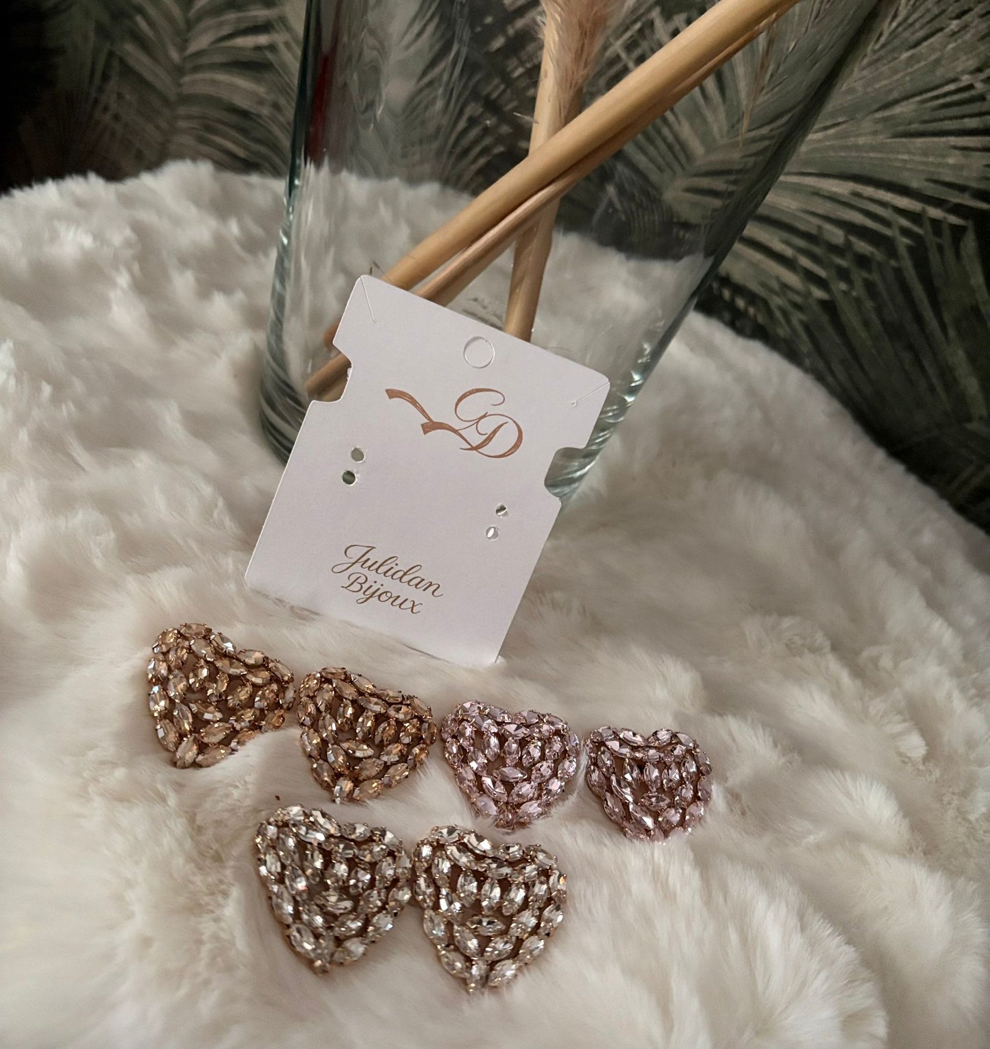 Orecchini cuore con diamantini