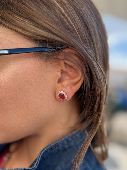 Orecchino vintage con rubini e diamantini