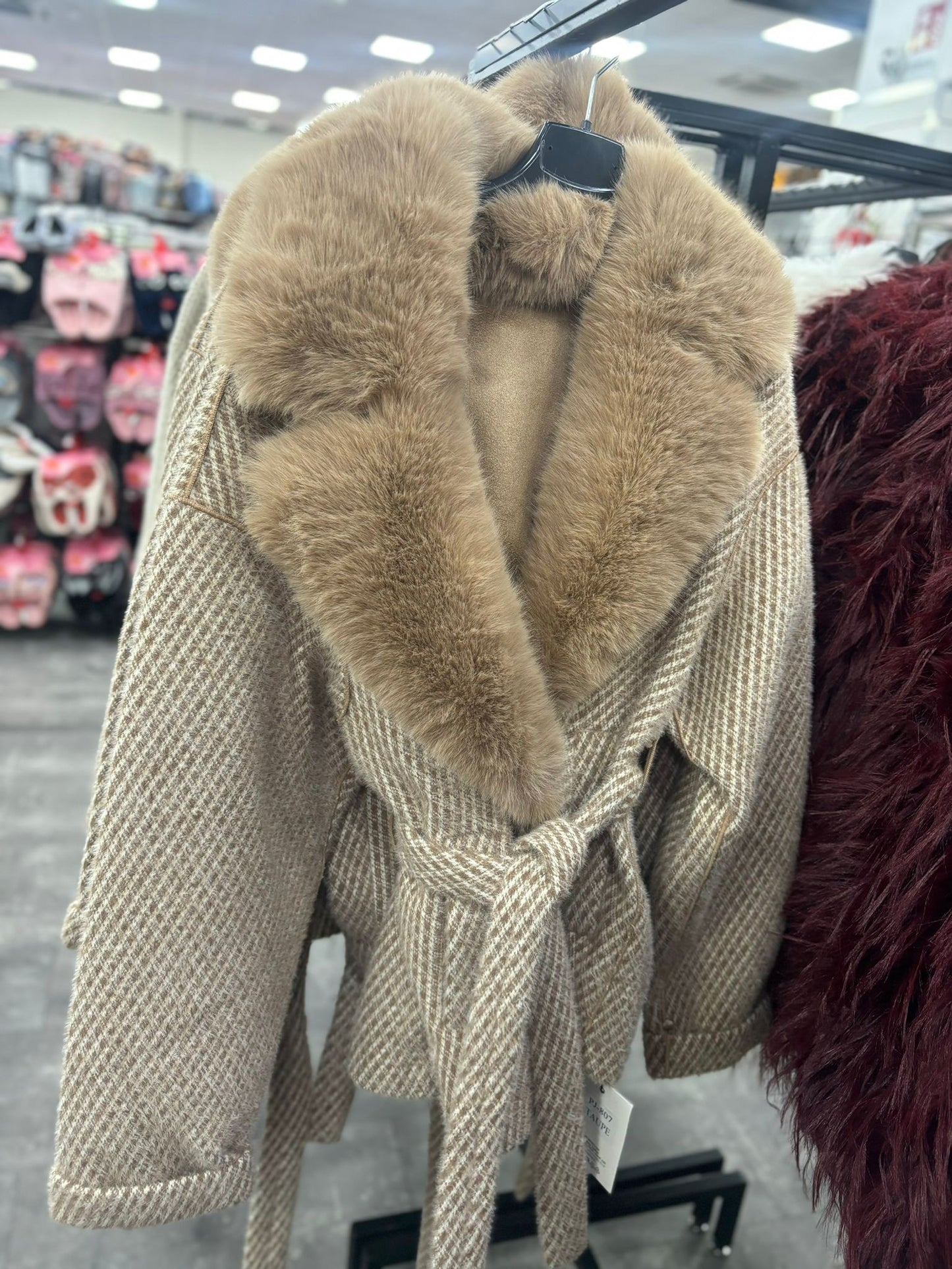 Cappottino corto con fusciacca art.PJ-807