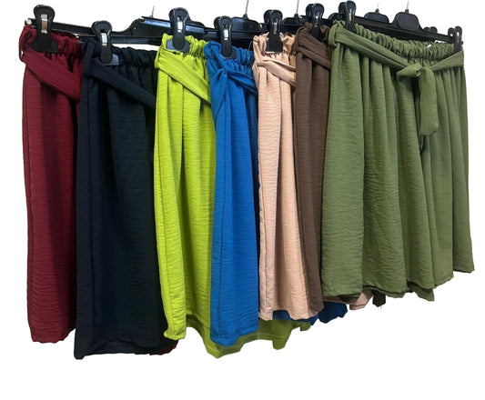 Short curvy con laccetto