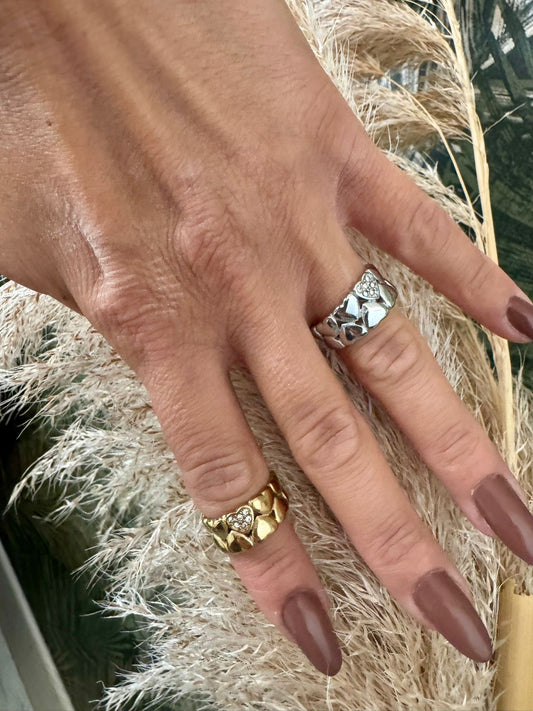 Anello fascia con cuoricini