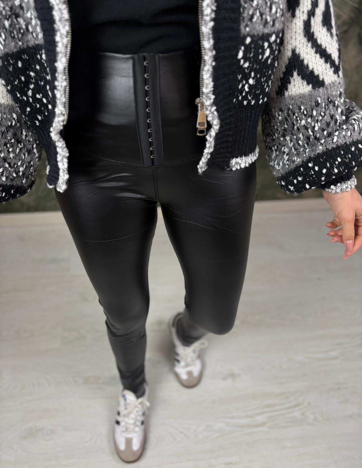 Leggins black eco-pelle alta vita promo 2 w-657