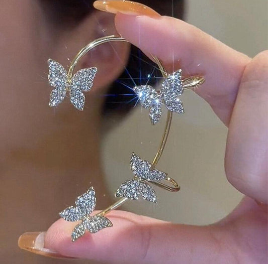 Orecchino ear cuff con farfalle luccicanti