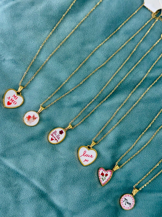 Collana Simbolika con ciondolo significativo base oro