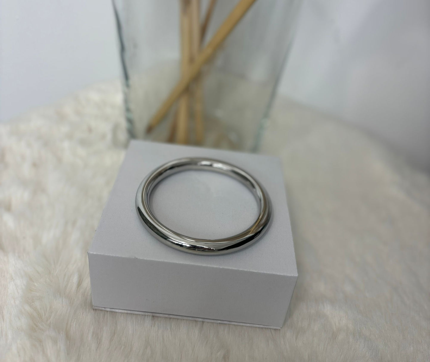 Bracciale rigido effetto specchio