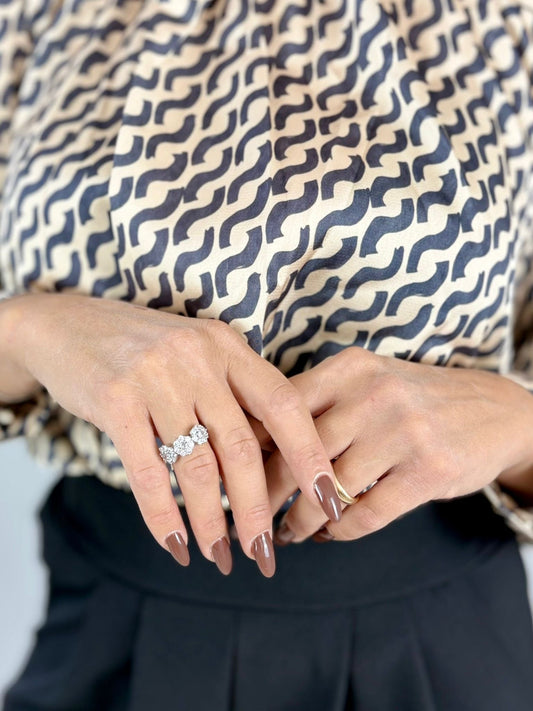 Anello con pavé di strass