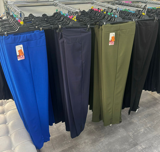 Pantalone sigaretta con bottoni giù Slim/curvy