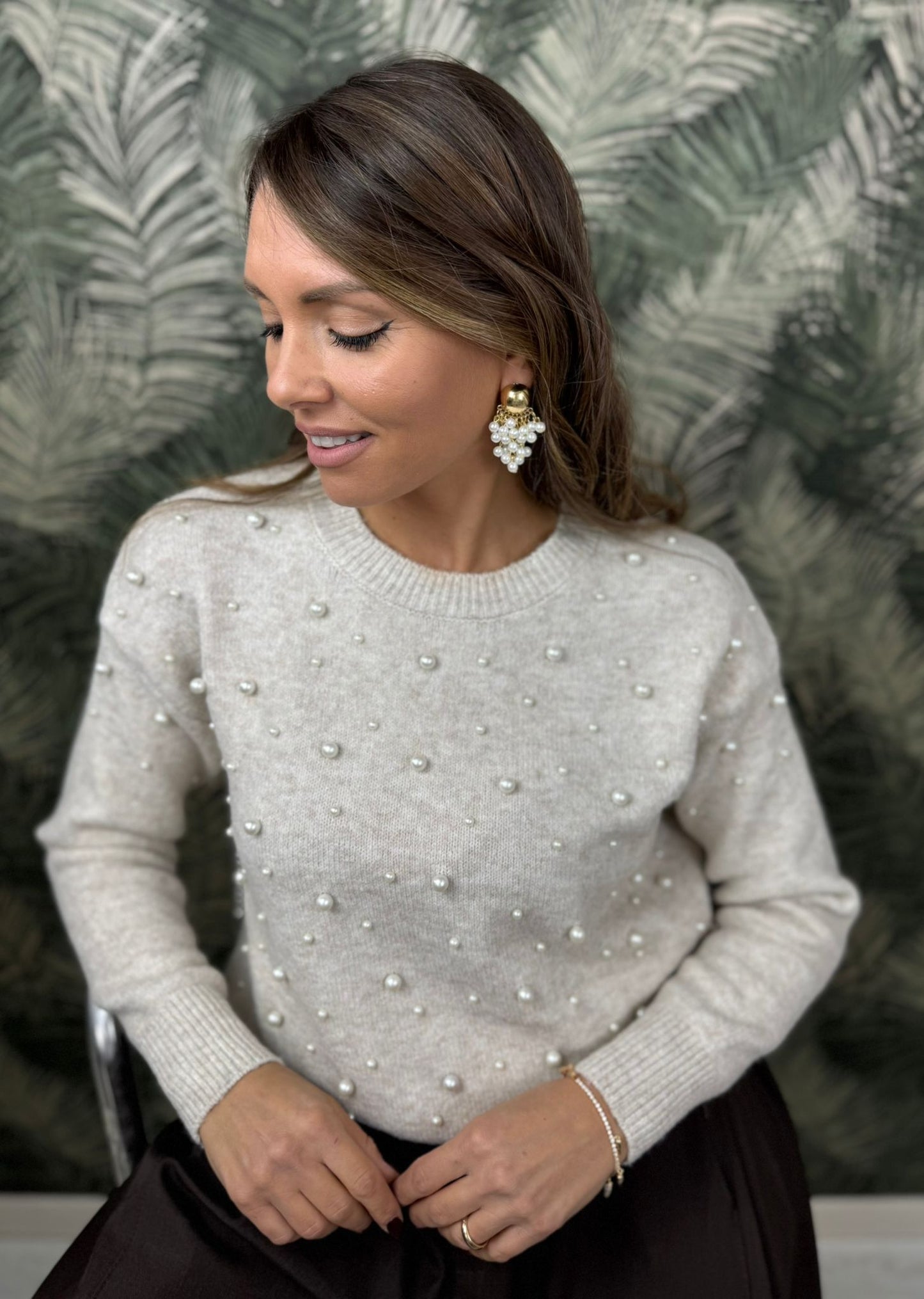 Orecchino mod.grappolo di uva con multi perline