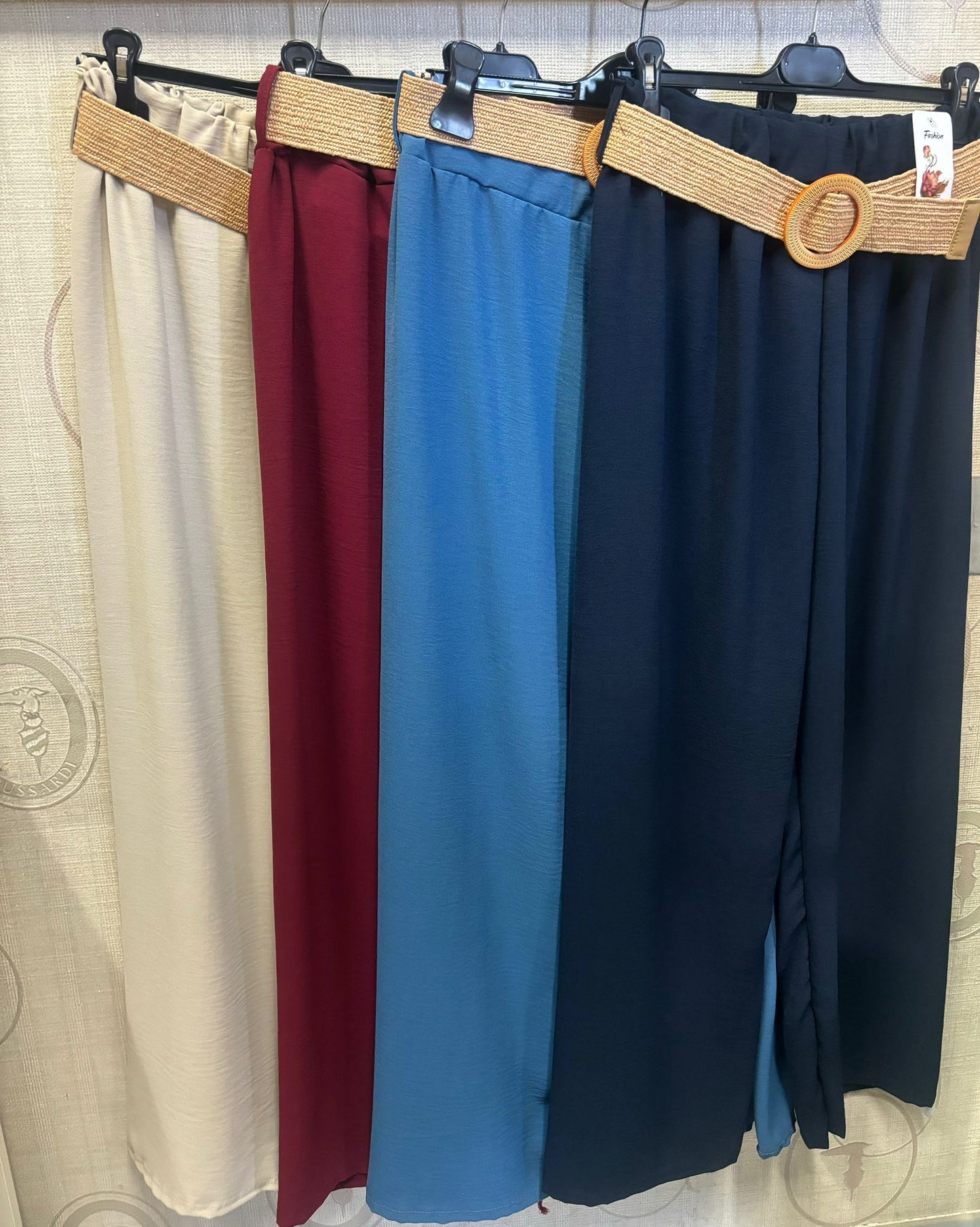 Pantalone curvy con cintura