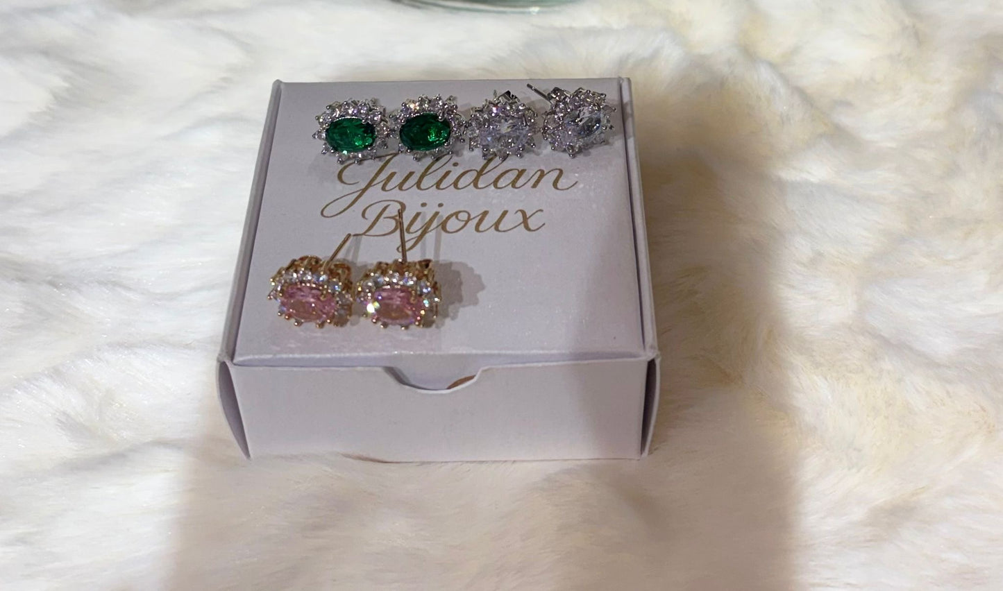 Orecchino vintage con rubini e diamantini