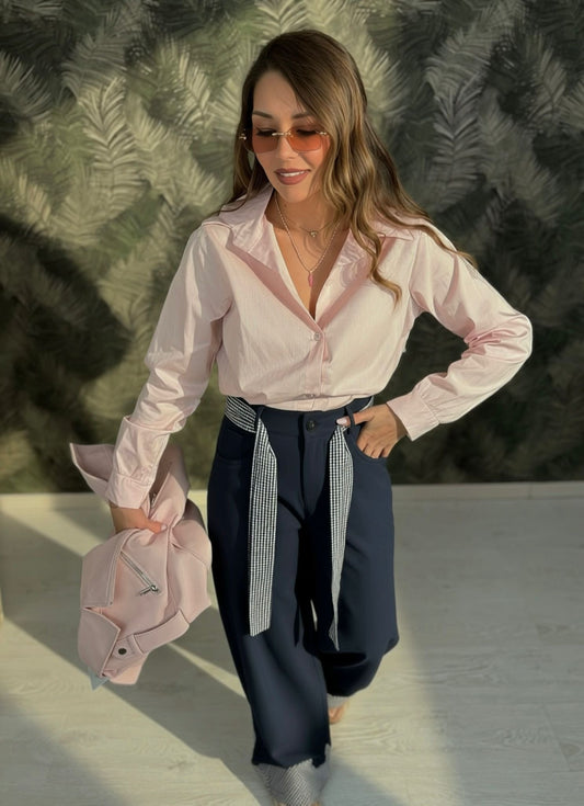 Camicia basica con fiocchetto alla schiena