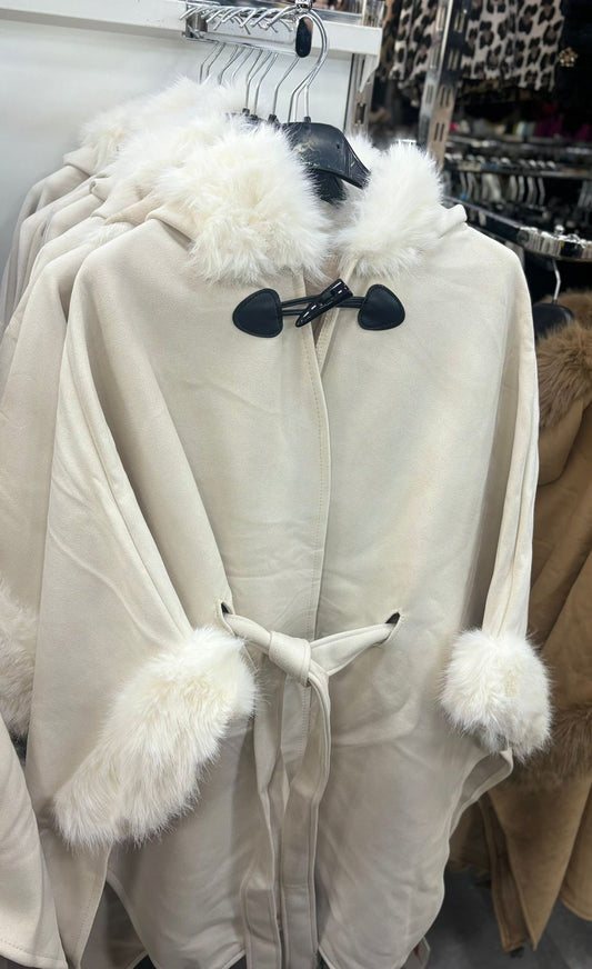 Mantella con pelliccia art.PJ.204