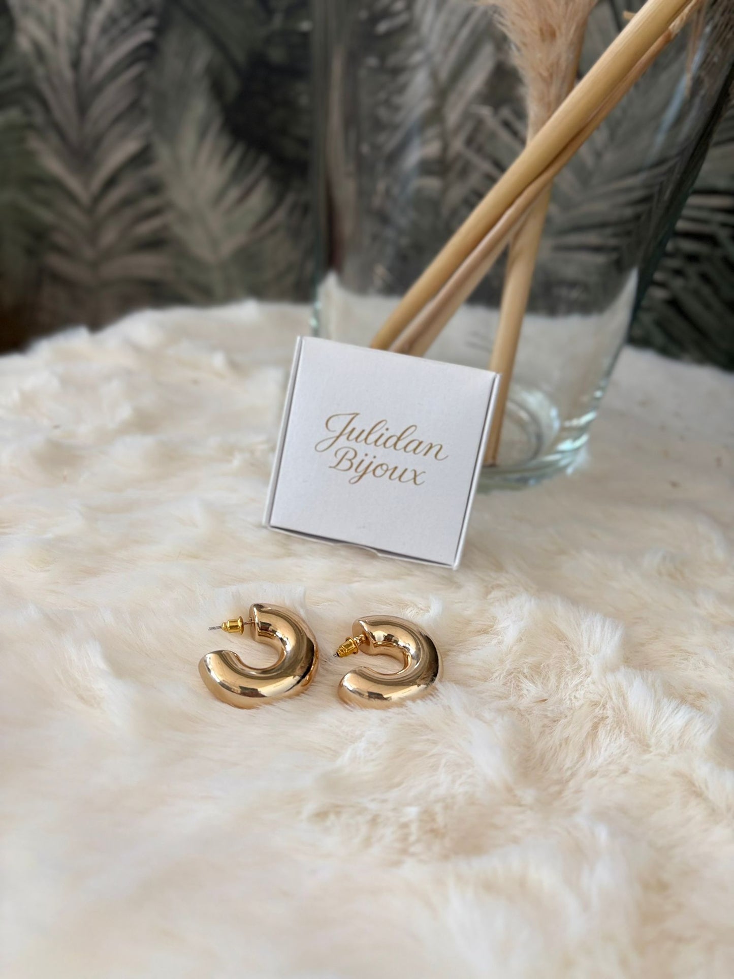 Orecchini celine in acciaio misura piccola )