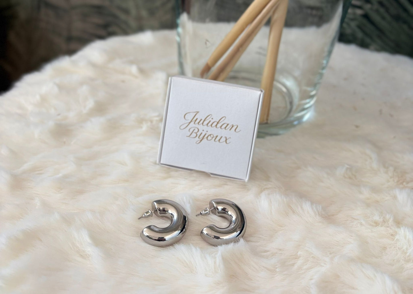 Orecchini celine in acciaio misura piccola )