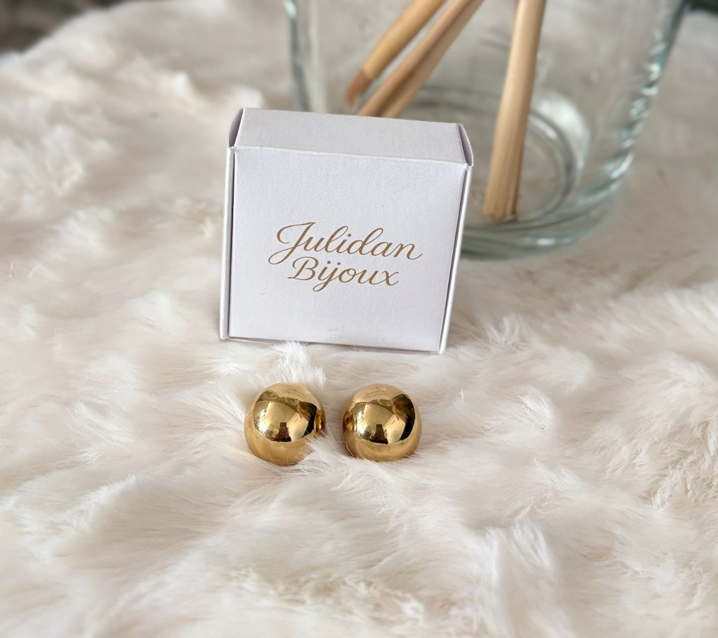 Orecchini a bottone placcato oro