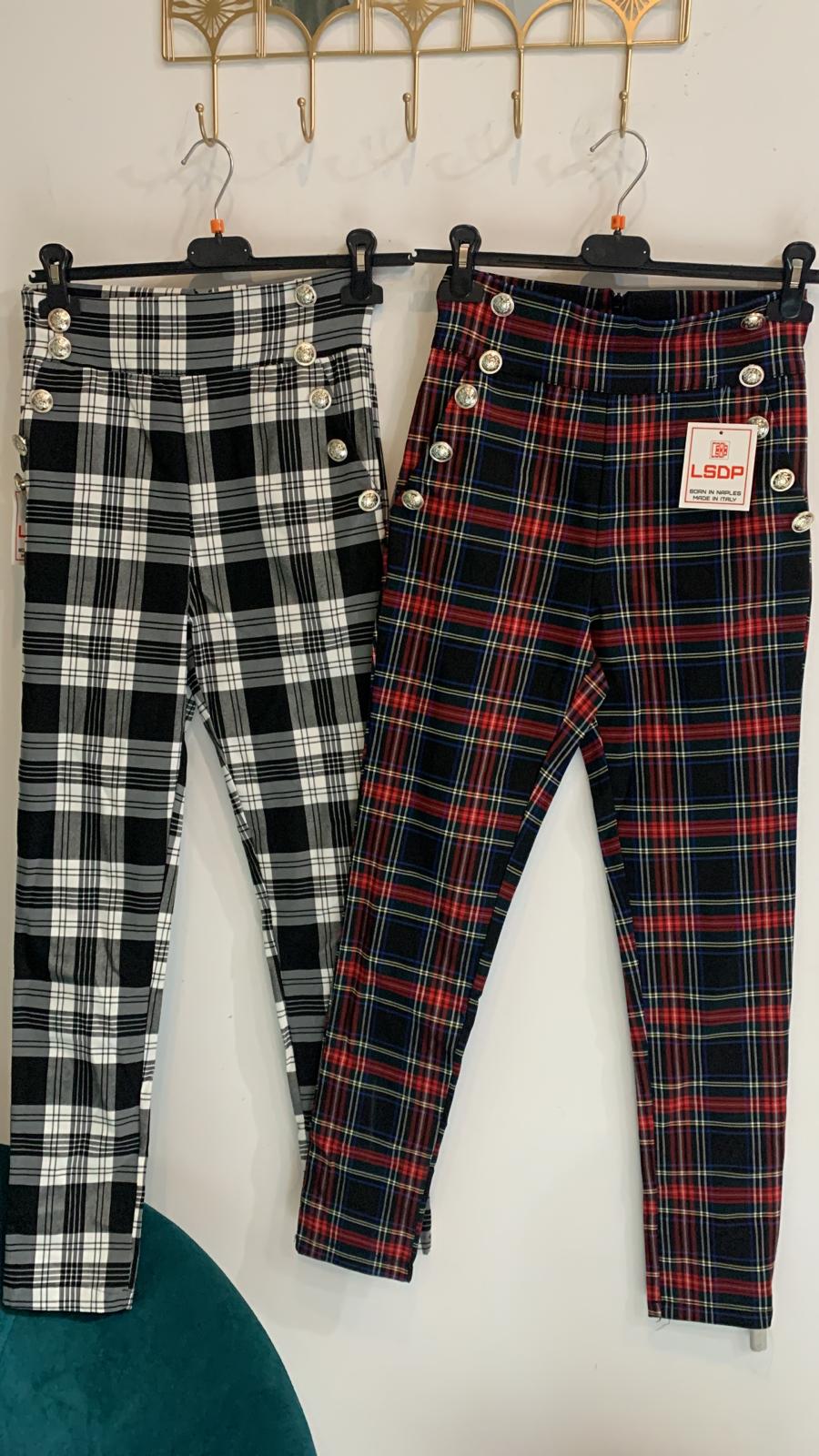 PANTALONE TARTAN CON BOTTONI ORO